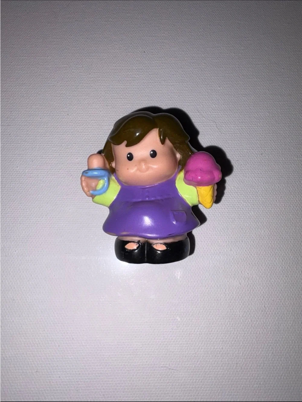 Fisher Price Little People 2008 Pacifier Ice Cream Mom Collectible Figure